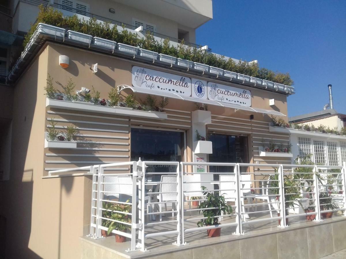 Apartmán Palazzo Del Mare Neapol Exteriér fotografie